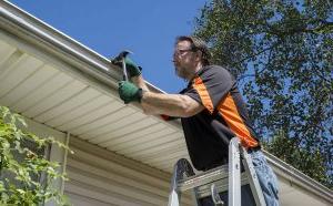 Read more about the article Find and Fix Gutter Damage on Your Home